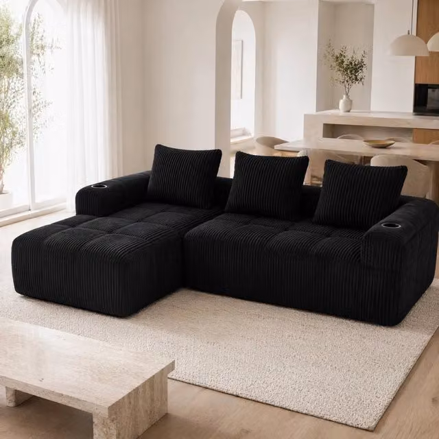 Divano modulare a L MIVRAY in velluto a coste nero con tasche portabevande e 3 cuscini inclusi per soggiorno o ufficio in casa