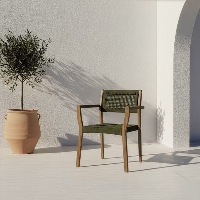 Set di 4 sedie da giardino Banak Tina con braccioli in legno di acacia e corda intrecciata verde e marrone