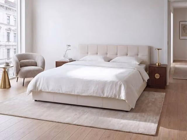 Letto con rete rivestito in tessuto beige chiaro con contenitore, 180 x 200 cm, design moderno