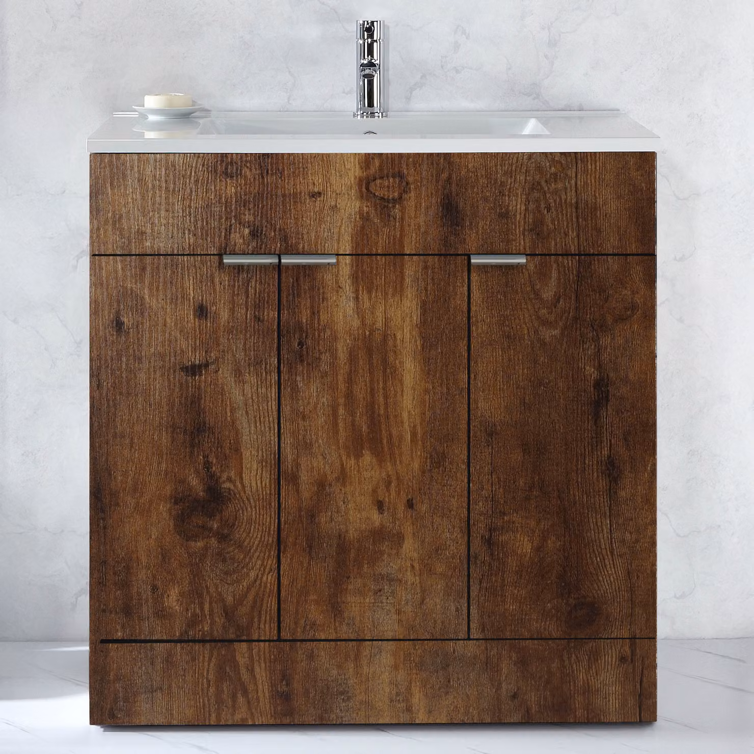 Mobile Bagno a Terra Rovere Scuro da 810mm con Lavabo e Maniglie con Impugnatura a Dito Cromate - Cluo