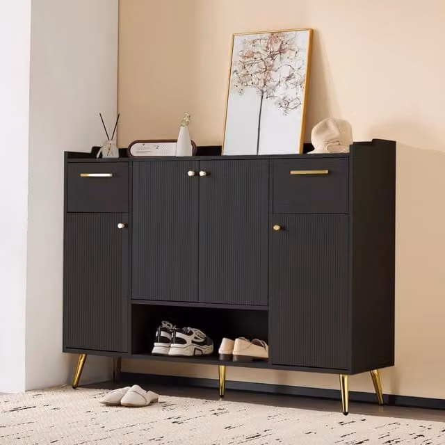 Scarpiera 130x37x100 cm con 2 cassetti; 4 ante e vano aperto in truciolato nero