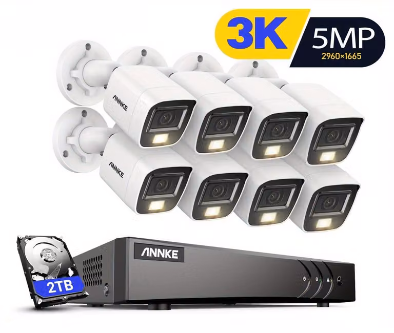 Kit di telecamere di sicurezza: 4 telecamere da 5MP con visione notturna a colori, 2TB di spazio di archiviazione e rilevamento AI