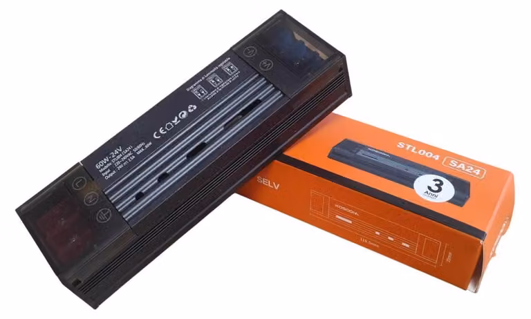 Mini Alimentatore LED Dimmerabile 24V 60W Trasformatore ultra sottile per striscia LED Driver LED - 118.5x35x25mm