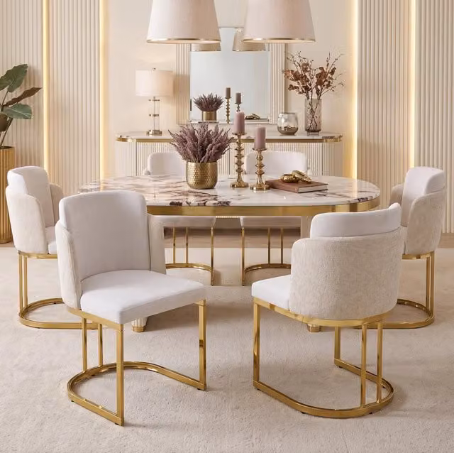 Set di 4 sedie da pranzo in ciniglia beige e metallo dorato, stile moderno