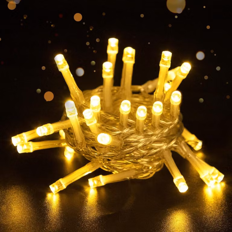 Catena luminosa da 3 metri - 30 LED - Alimentazione a batteria - Grado di protezione IP65 (resistente all'acqua) - Con timer - Luce bianco caldo - Motivo Halloween