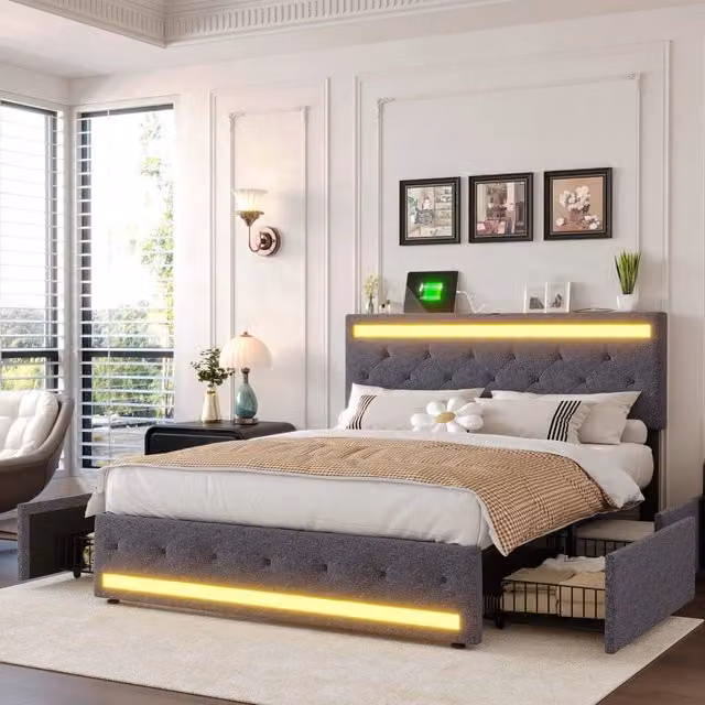 Letto Matrimoniale 180x200 cm con 4 Cassetti; Struttura Letto Imbottito con Luci LED e Porta USB; Testiera in Lino; Senza Materasso; Grigio