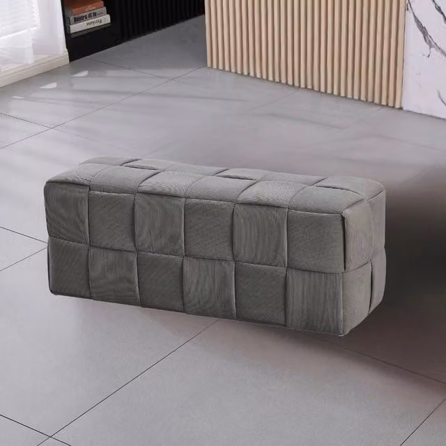 Pouf rettangolare grigio con effetto intrecciato L: 104 cm, P: 39 cm, H: 39 cm – 1