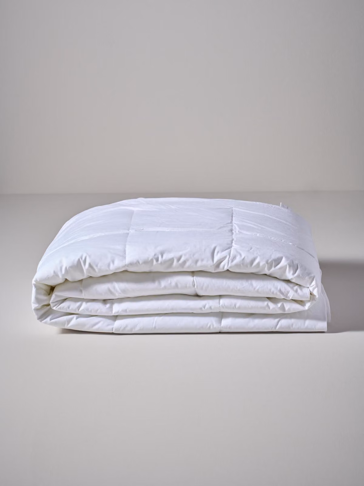 Piumino estivo, alternativa al piumino in vera piuma, colore bianco, dimensioni 140x220 cm