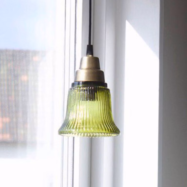 PR Home Lampada a sospensione Emmi, verde/ottone, vetro, spina, E27 Emmi, Verde, Soggiorno / Sala da pranzo, Vetro, Vintage, Lampada a sospensione