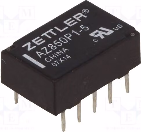 1 relè: elettromagnetico, 0,5A/125VAC. Bobina: 5VDC, 1A. Modello: AZ850P1-5. Relè elettromagnetico