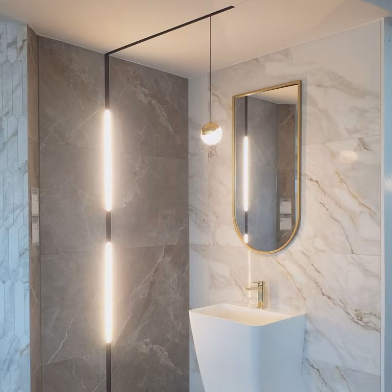Lampada a sospensione LED Magento dorata 7W, bianco caldo 560 lm, metallo, dimensioni: 180x10x10 cm, IP20, Abigali