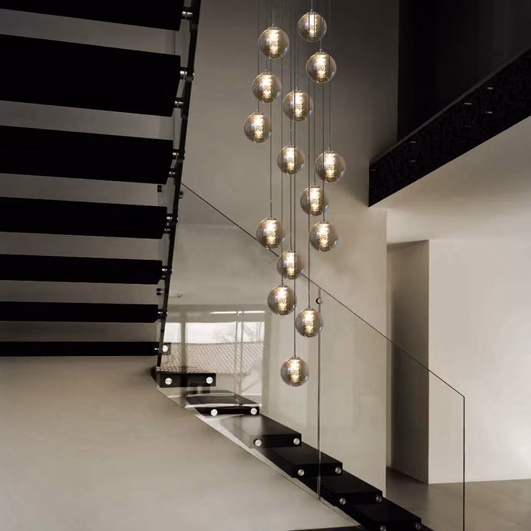 Lampada a sospensione a 15 luci, con altezza regolabile, in vetro color grigio fumo