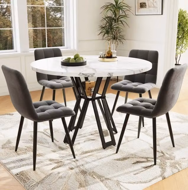 Set da pranzo moderno con tavolo rotondo 100 cm e 4 sedie in velluto grigio, gambe nere, piano in MDF effetto marmo bianco