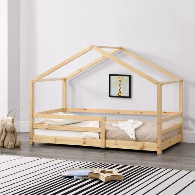 Letto per cameretta a casetta Knätten en.casa in legno di pino con sponde, colore naturale, L/P/H: 160 x 80 x 132 cm