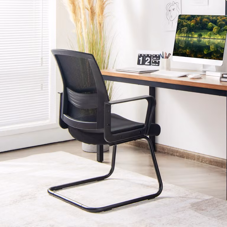 Sedia da conferenza e ufficio ergonomica Costway con base a slitta, schienale in rete e sedile imbottito in tessuto, colore nero