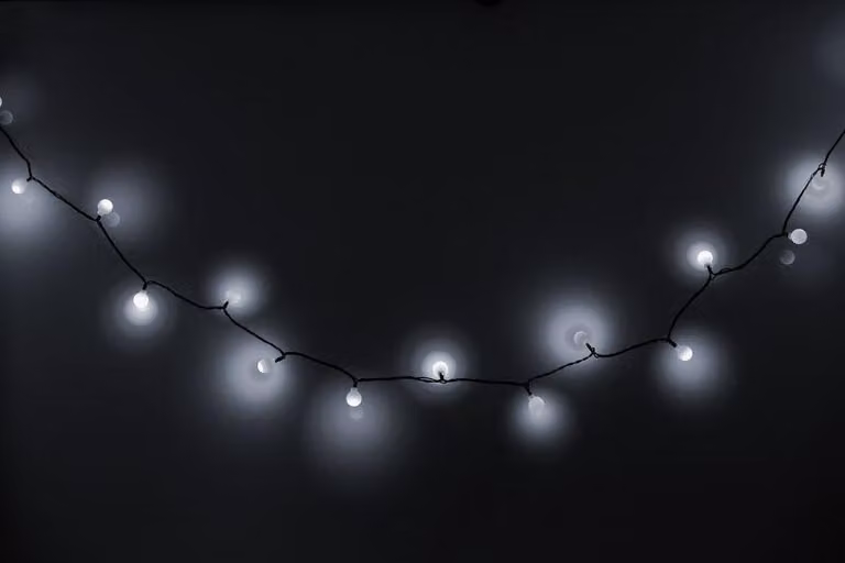 Catena luminosa MagicHome Natale Cherry Balls, 100x LED bianco freddo, IP44, 8 funzioni, illuminazione, L-9,90 m