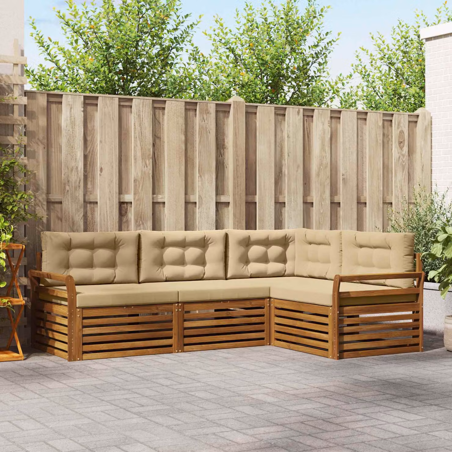 Set di divani da esterno vidaXL 4 pezzi a forma di L in legno di acacia con cuscini beige e marrone