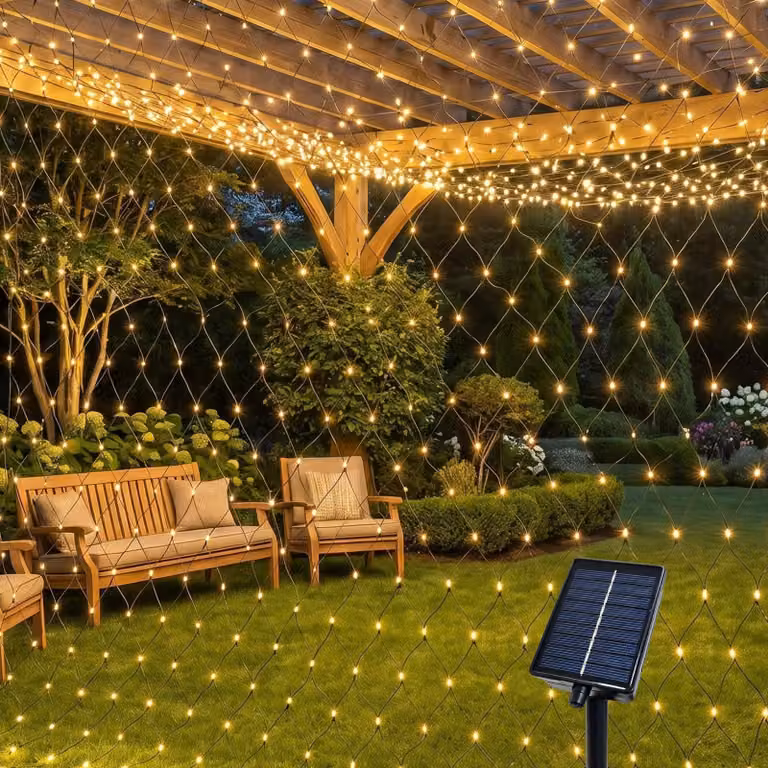 Rete luminosa solare, dimensioni 1,5x1,5 m, 96 LED, luce bianco caldo, 8 modalità, grado di protezione IP65