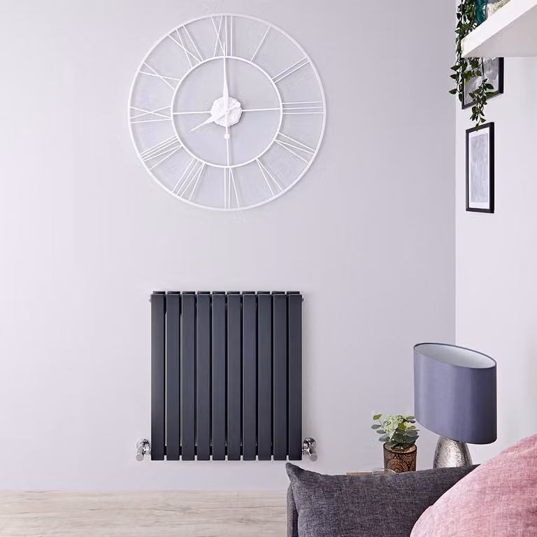 Radiatore Orizzontale Design Antracite 635x590mm 740W - Sloane