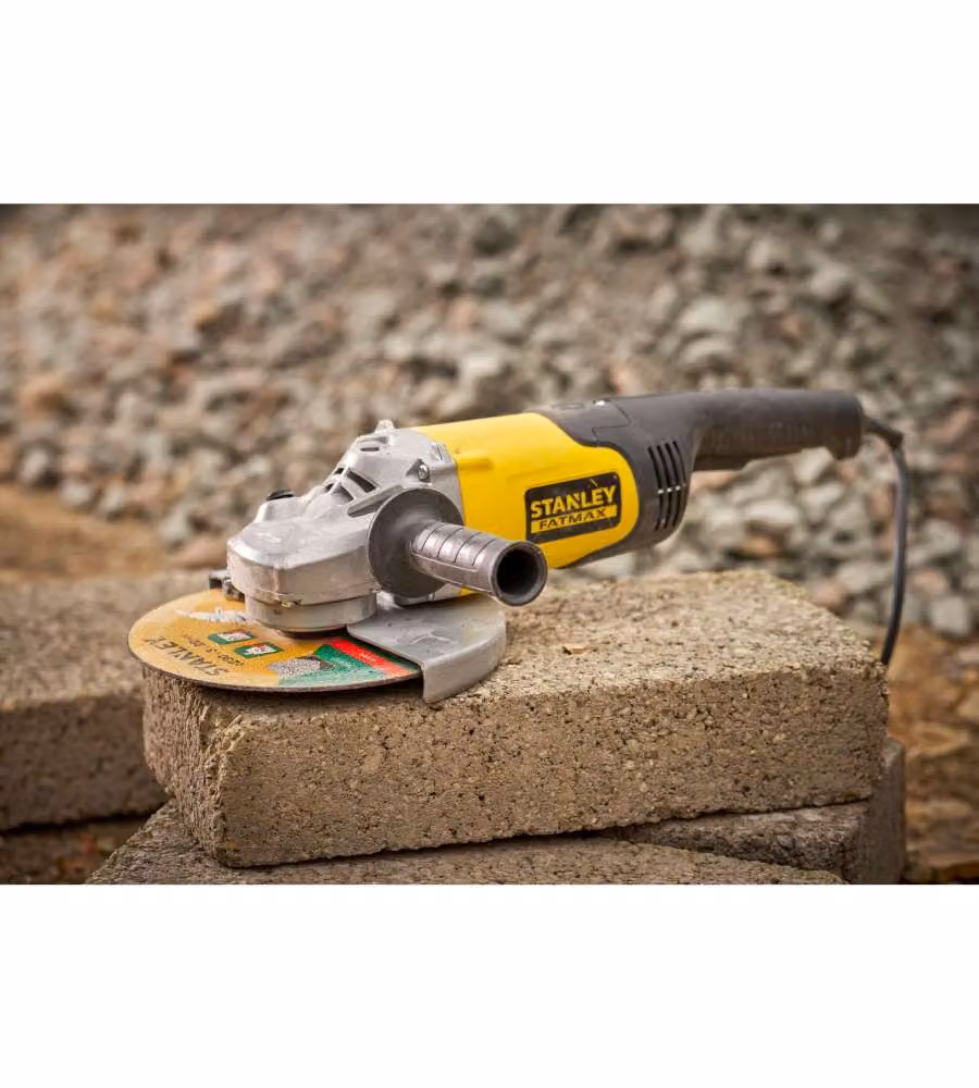 Smerigliatrice angolare Stanley Fatmax da 2000W con disco da 230mm, colore giallo