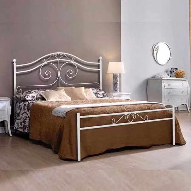 Letto matrimoniale in ferro battuto colore bianco opaco 170x200xH.138 cm