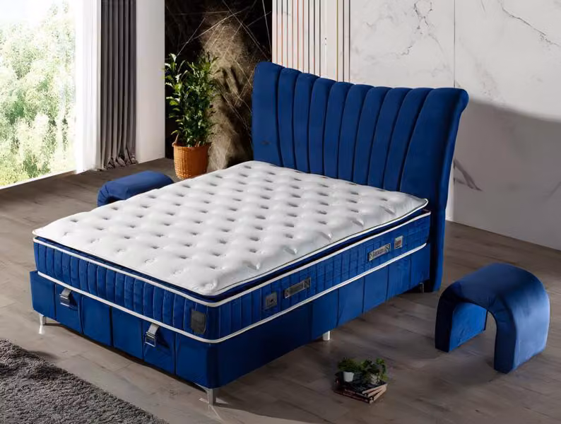 Luxuriöses Boxspringbett in Blau Modernes Design für höchsten Komfort und Stil