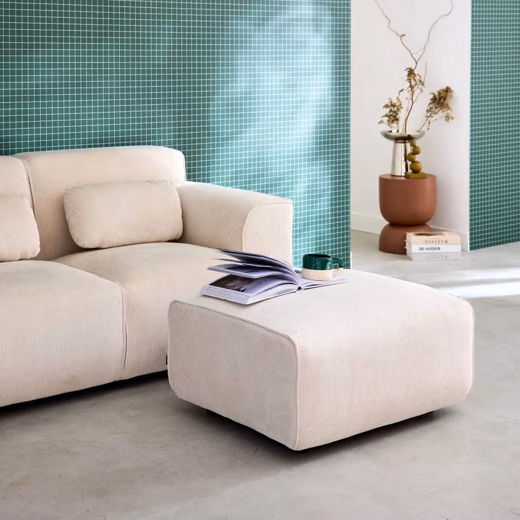 Poggiapiedi per divano Sweeek in velluto a coste beige, design moderno rettangolare – 2