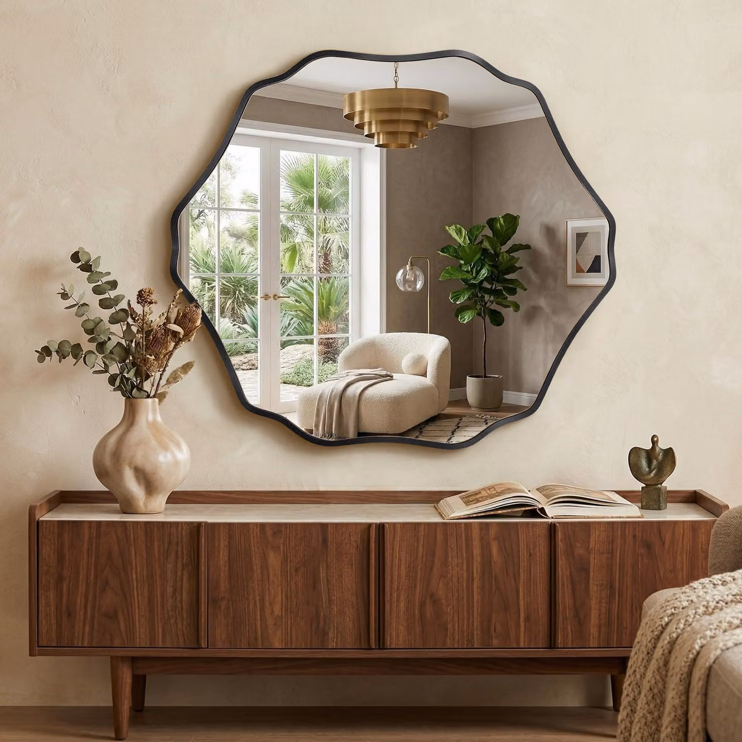 Specchio da parete geometrico, con cornice in metallo ondulato, 90x80 cm, colore nero