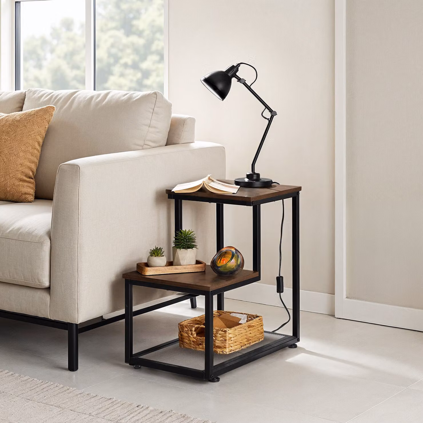 Tavolino da soggiorno tectake in stile industriale, marrone e nero, L/P/H: 60,5 x 35,5 x 60,5 cm – 1