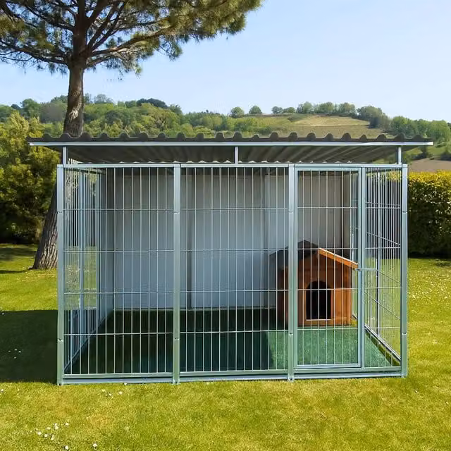Box per cani coibentato SIDERBOX con copertura in acciaio zincato L: 300 cm, P: 200 cm, H: 180 cm