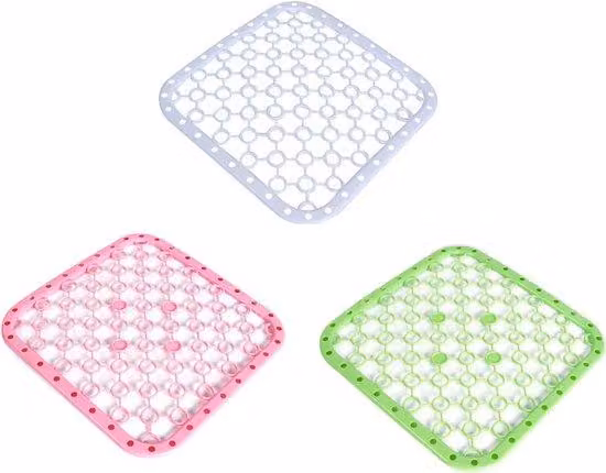 Set composto da soffione doccia e tappetino antiscivolo in plastica