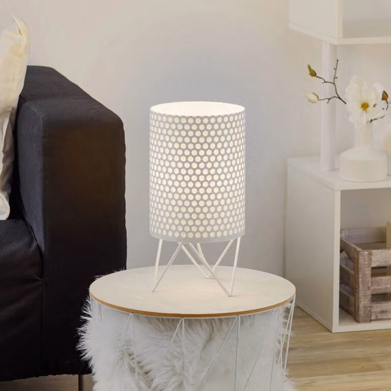 GUBI Lampada da tavolo di design Pedrera, Bianco / Opale, Soggiorno / Sala da pranzo, Metallo, Design, Lampada da tavolo