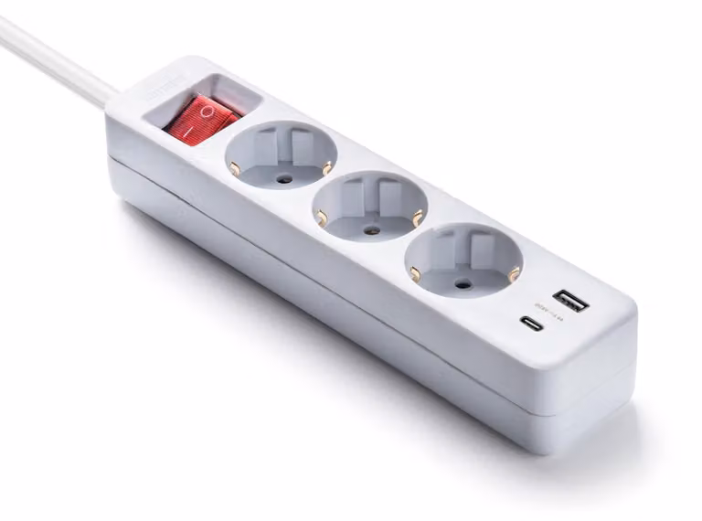 FAMATEL, ciabatta multipresa con 3 prese, inclusi connettori USB e USB-C
