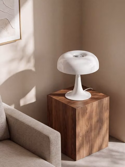 Hoop lampada da tavolo moderna in metallo e vetro bianca - Kenay Home