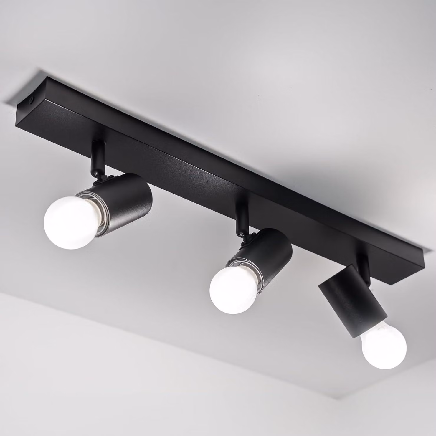 Plafoniera LUMILED lampada da soffitto orientabile faretto a 3 fiamme ruotabile, colore nero opaco, 3x presa E27 max.12W IP20 230V faretto, faretti rotondi