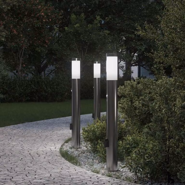Set di 3 lampioni a paletto vidaXL in acciaio inox color argento con sensore di movimento e presa IP44, Altezza: 80 cm