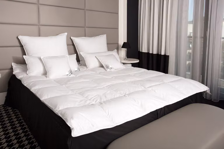 HS81 Piumino 155x220 cm 1900 grammi Piumino 15% piumino 85% piume Mayaadi Home