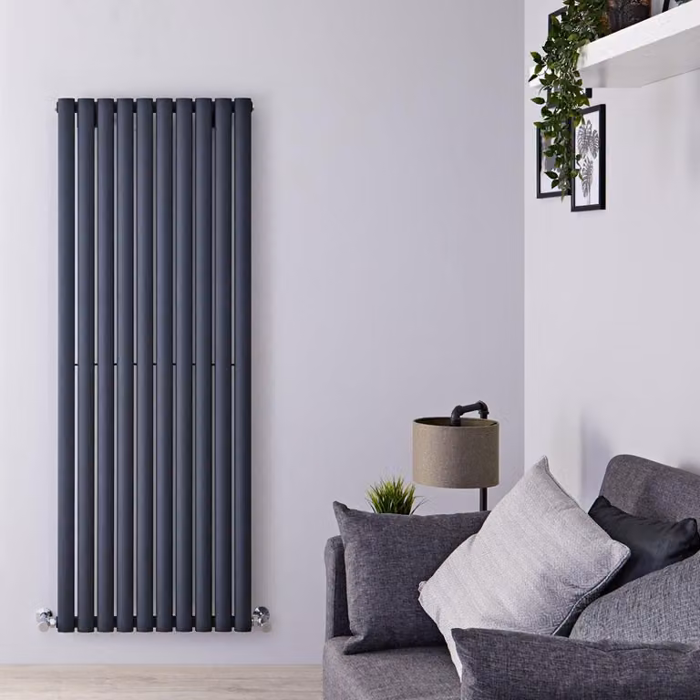 Radiatore Verticale Antracite 1102W 1600x590mm - Alta Resa - Design Moderno - Revive