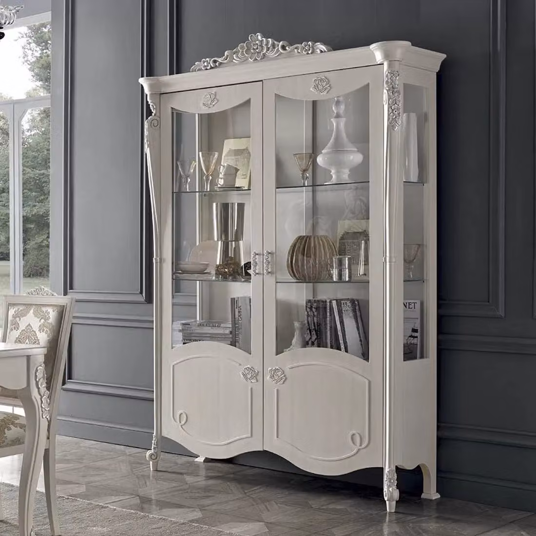 Set da pranzo completo in legno di pioppo stile shabby chic bianco anticato argento e oro con tavolo rettangolare estensibile e sedie Mobili 2G – 2