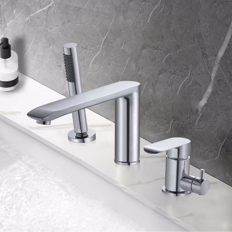 Miscelatore da bagno a tre fori con doccetta estraibile, cromato, in ottone