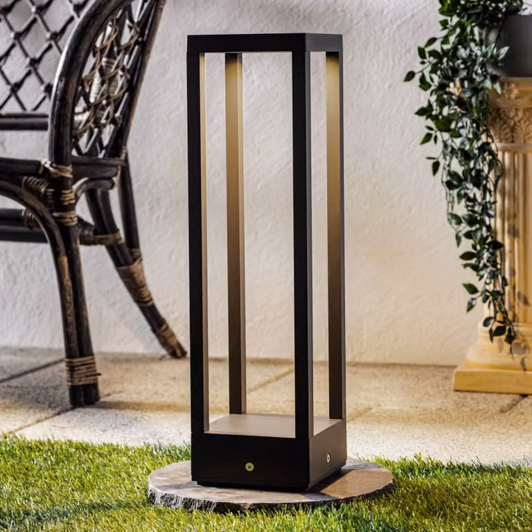 Lucande lampioncino LED Carlota, 50 cm, antracite, alluminio Carlota, Nero, Alluminio, Moderno, Lampada LED da esterni