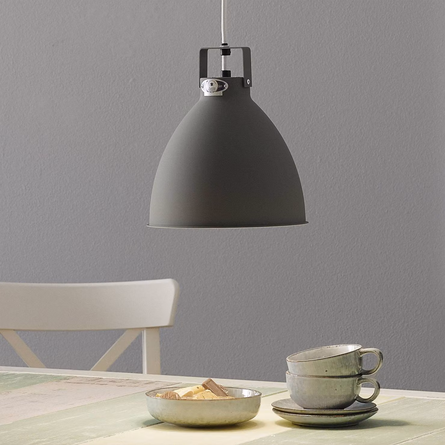Jieldé Lampada a sospensione Augustin A240, dimmerabile, Alluminio / Grigio / Zincato, Soggiorno / Sala da pranzo, Alluminio, Industriale, Lampada a sospensione