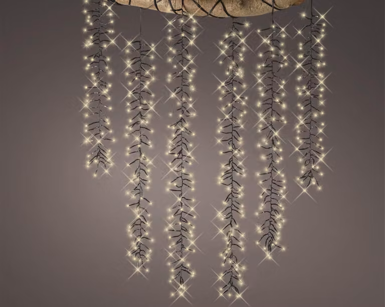 Lumineo LED a cascata con 6x fili da 2 m e un totale di 480 luci bianco caldo