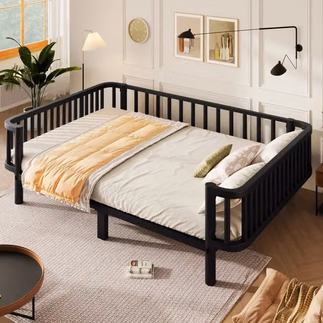 Struttura letto 140 × 200 cm in metallo nero con rete a doghe in acciaio e sponde laterali rinforzate