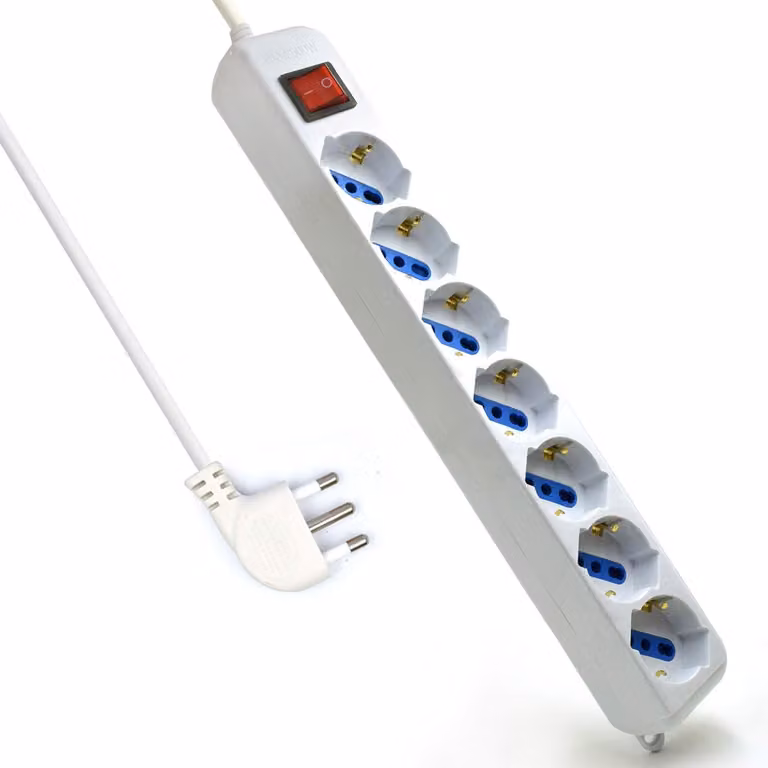 Ewent EW3927, 1,5 metri, nero, blu, rosso, 7 prese di corrente, 250 V, 2500 W, 16 A