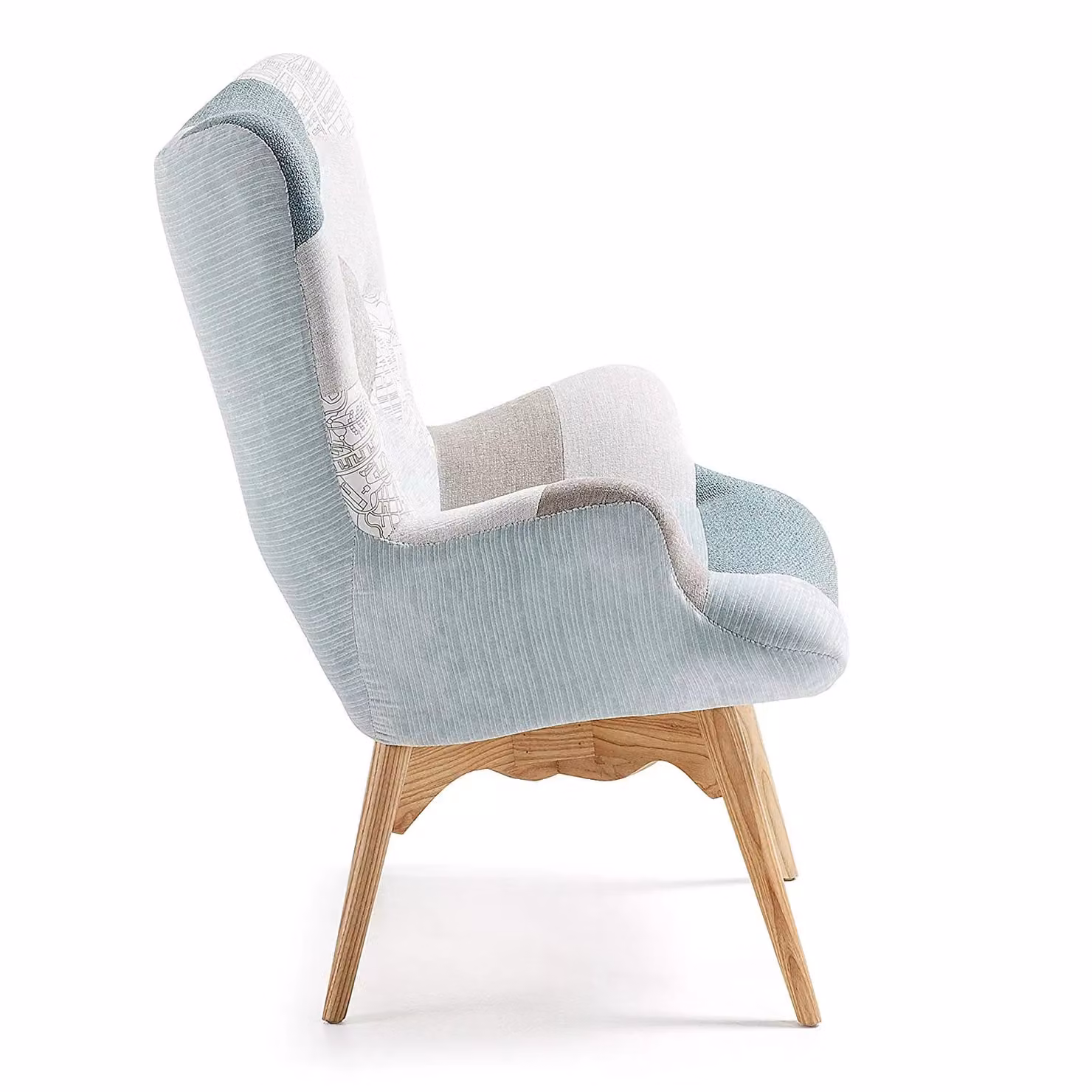 Poltrona imbottita in tessuto patchwork multicolore con struttura in legno di faggio Mobili 2G H: 96 cm, L: 78 cm, P: 70 cm – 1