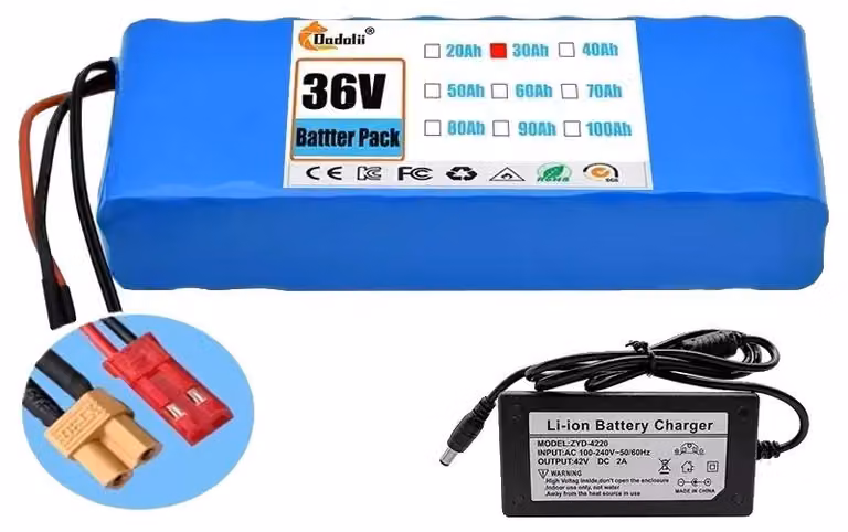 Batterie, capacità 30000 mAh, elevata potenza di erogazione, connettori XT30-JST
