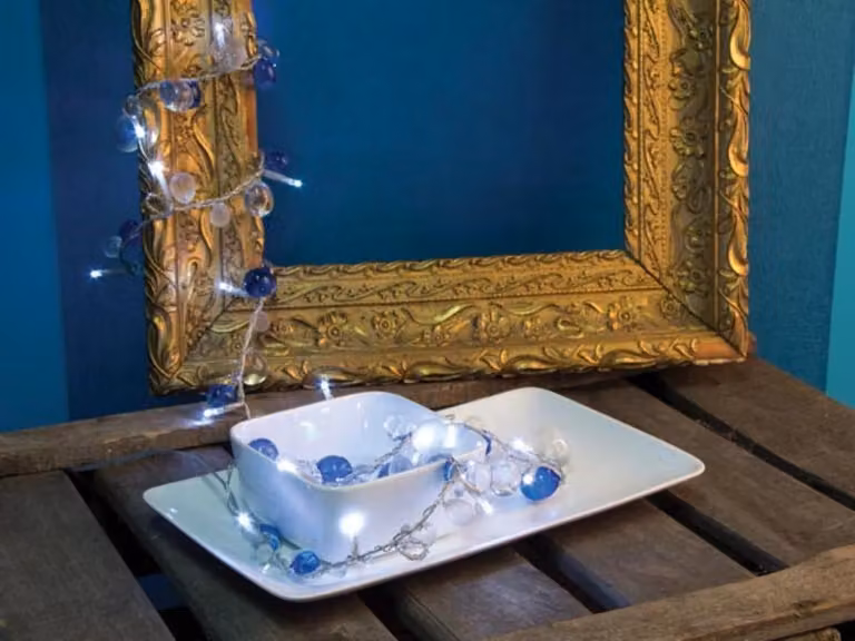 Light Creations Mini luce da tavolo LED - 1,5 m - blu oceano - 24 LED - bianco - batterie non incluse