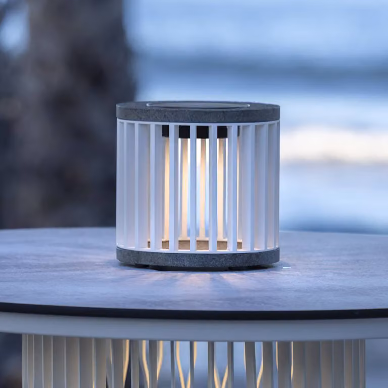 Les Jardins Lampada da tavolo solare a LED Halo, bianco, alluminio/grantine dimmerabile, Bianco / Opale, Alluminio, Lampade solari