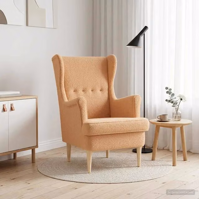 Poltroncina moderna in tessuto bouclé beige con braccioli e struttura in legno e metallo L/P/H: 76 x 79 x 65 cm